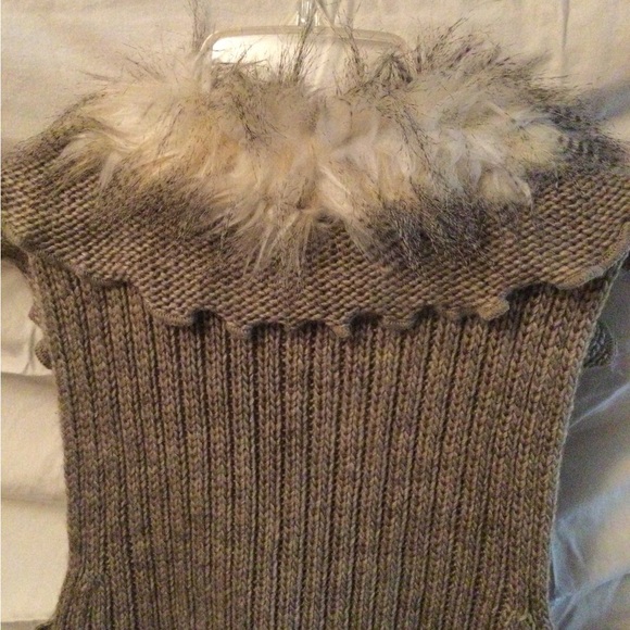 Sioni/women’s light brown fur collar vest PS - Picture 5 of 6